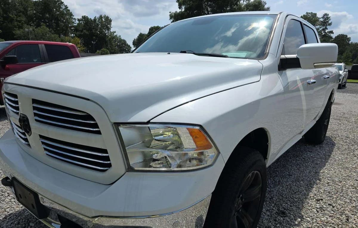 2018 RAM 1500 BIG HORN CREW CAB SHORT BED 2