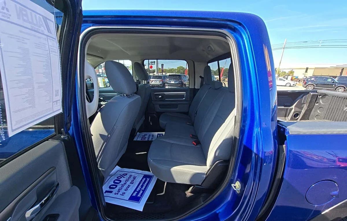 2017 RAM 1500 OUTDOORSMAN CREW CAB SHORT BED 7