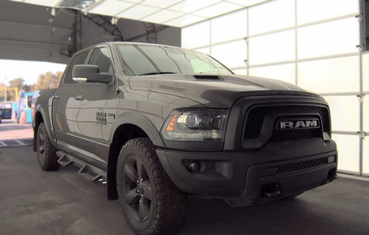 2019 RAM 1500 CLASSIC WARLOCK CREW CAB SHORT BED 4