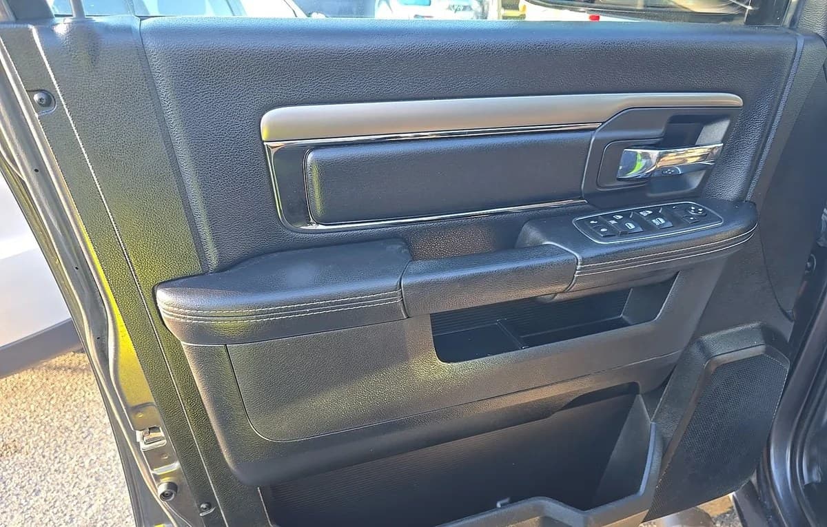 2018 RAM 1500 SPORT CREW CAB SHORT BED 6