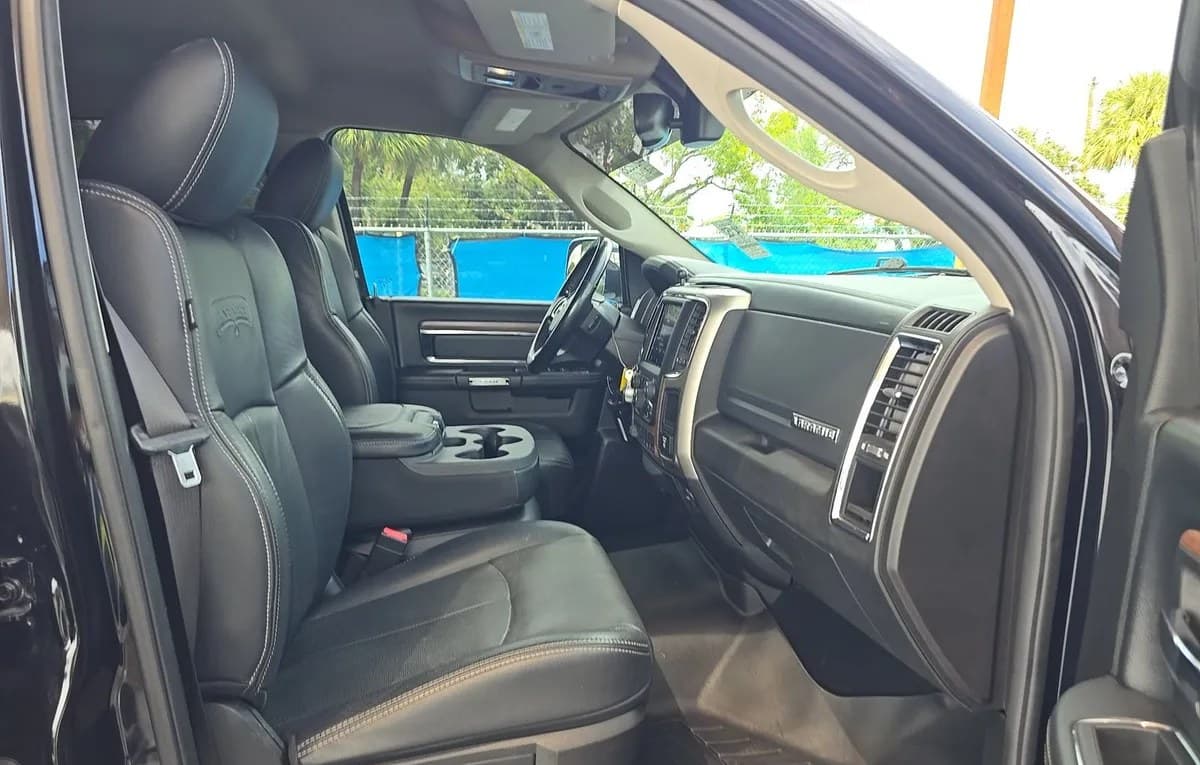 2019 RAM 1500 CLASSIC LARAMIE CREW CAB SHORT BED 5