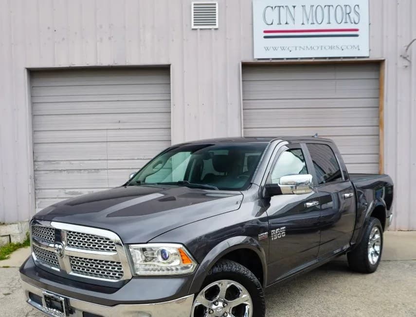 2018 RAM 1500 LARAMIE CREW CAB SHORT BED 1