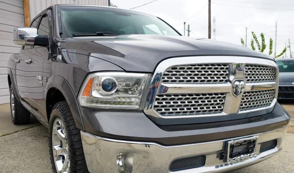 2018 RAM 1500 LARAMIE CREW CAB SHORT BED 6