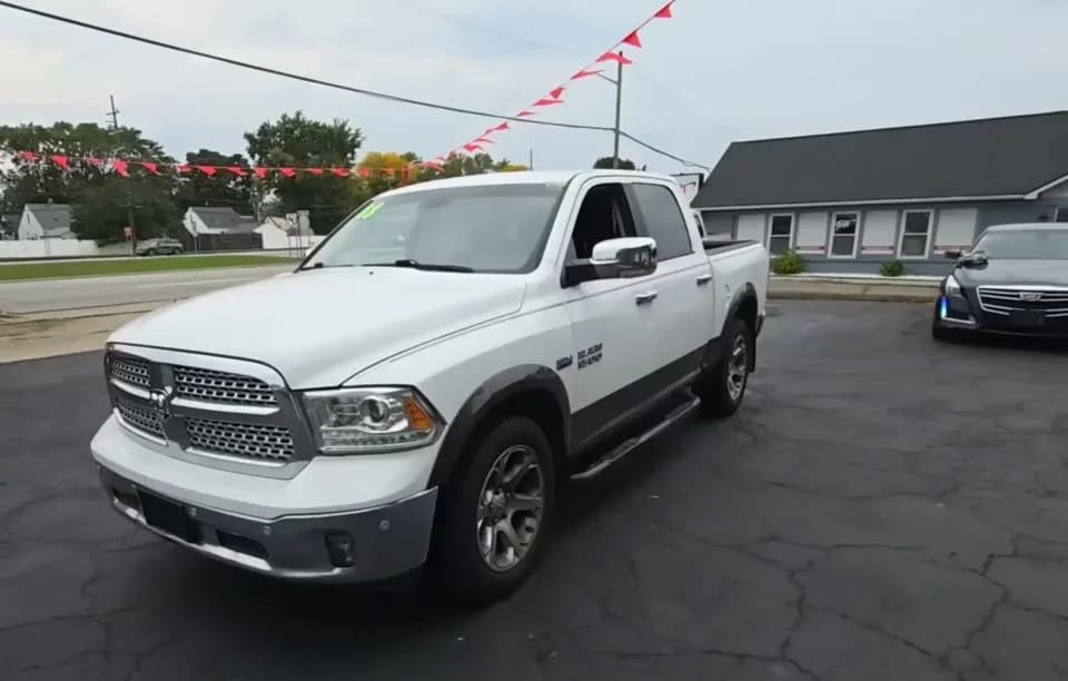 2018 RAM 1500 LARAMIE CREW CAB SHORT BED 1
