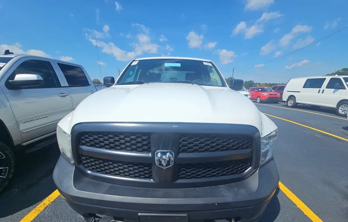 2022 RAM 1500 CLASSIC TRADESMAN CREW CAB MEDIUM BED 3