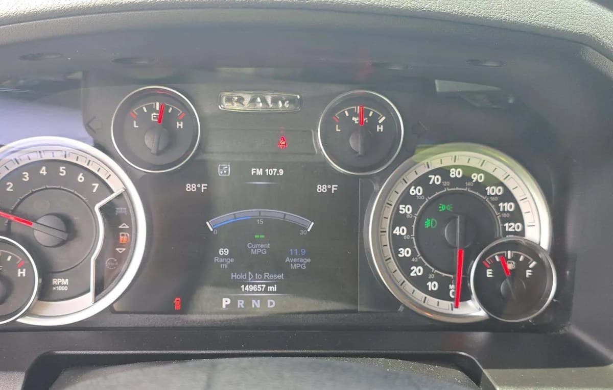 2017 RAM 1500 BIG HORN CREW CAB MEDIUM BED 6