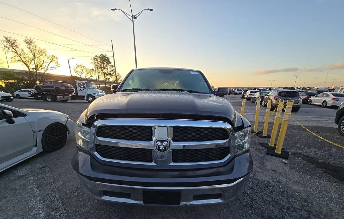 2019 RAM 1500 CLASSIC SLT CREW CAB MEDIUM BED 3