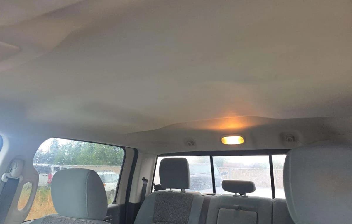 2017 RAM 1500 SLT CREW CAB MEDIUM BED 5