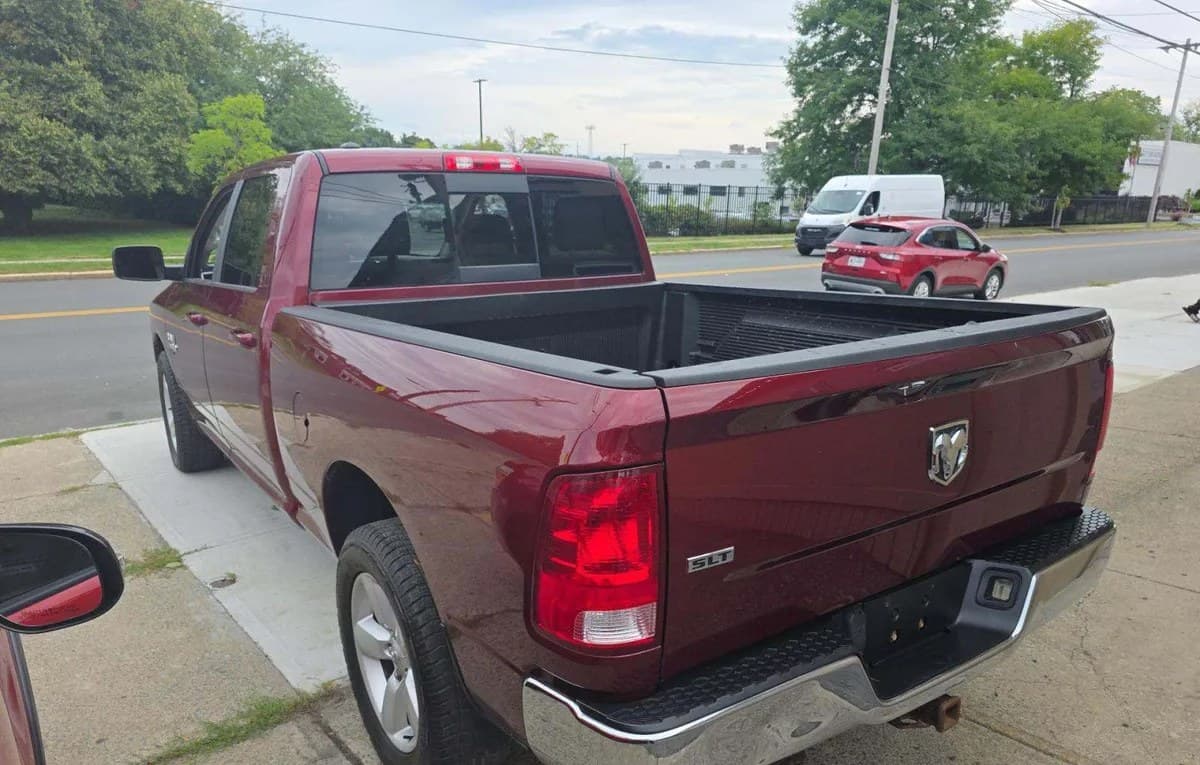 2019 RAM 1500 CLASSIC SLT CREW CAB MEDIUM BED 3