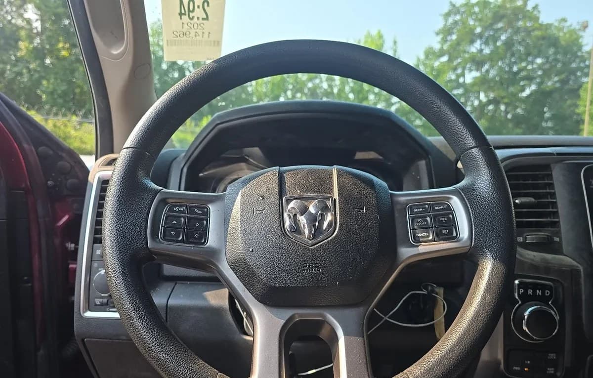 2021 RAM 1500 CLASSIC SLT CREW CAB MEDIUM BED 7