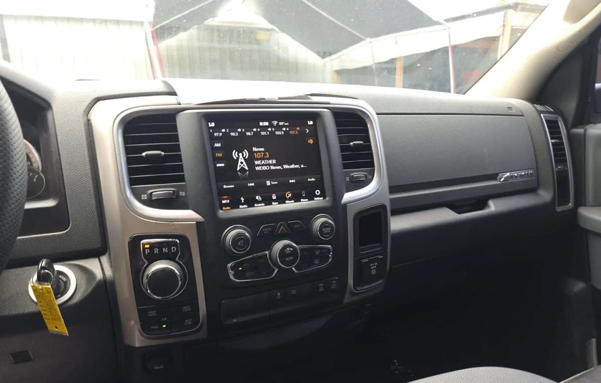 2019 RAM 1500 CLASSIC BIG HORN CREW CAB MEDIUM BED 7