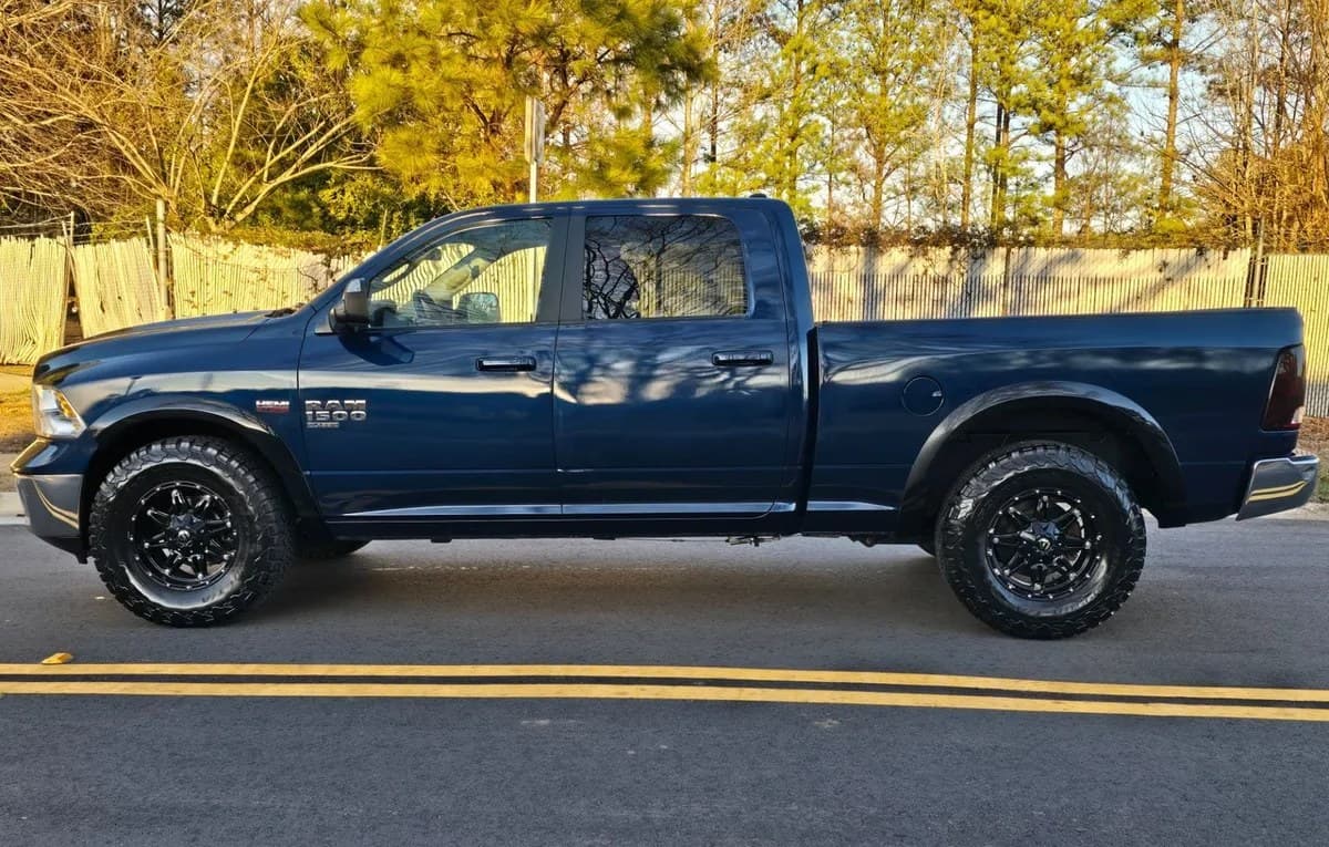 2020 RAM 1500 CLASSIC SLT CREW CAB MEDIUM BED 5