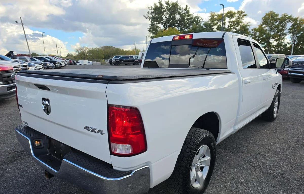2019 RAM 1500 CLASSIC SLT CREW CAB MEDIUM BED 4