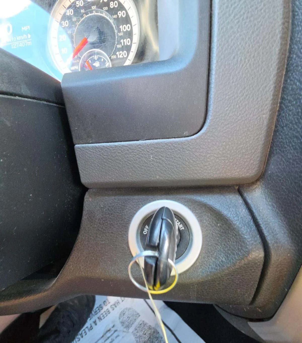 2019 RAM 1500 CLASSIC SLT CREW CAB MEDIUM BED 5