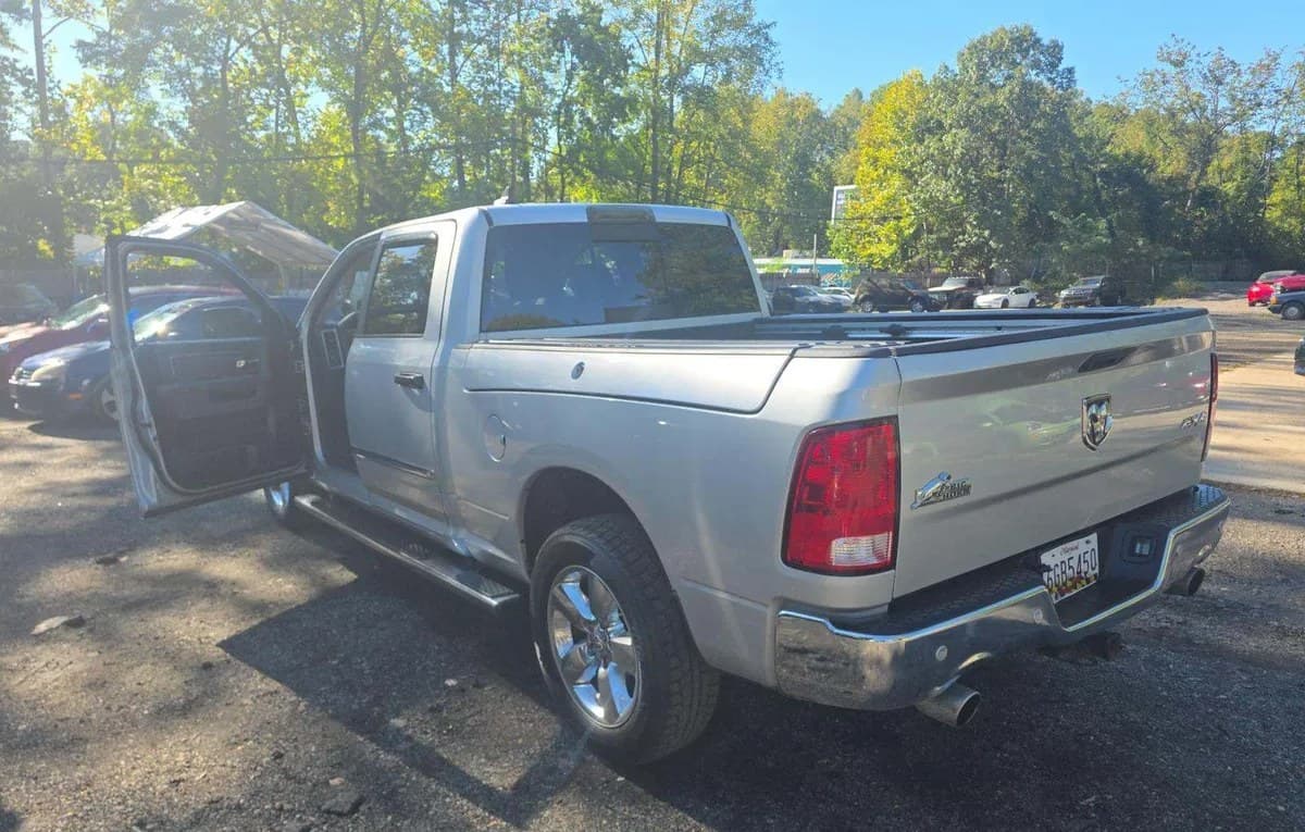 2017 RAM 1500 BIG HORN CREW CAB MEDIUM BED 3