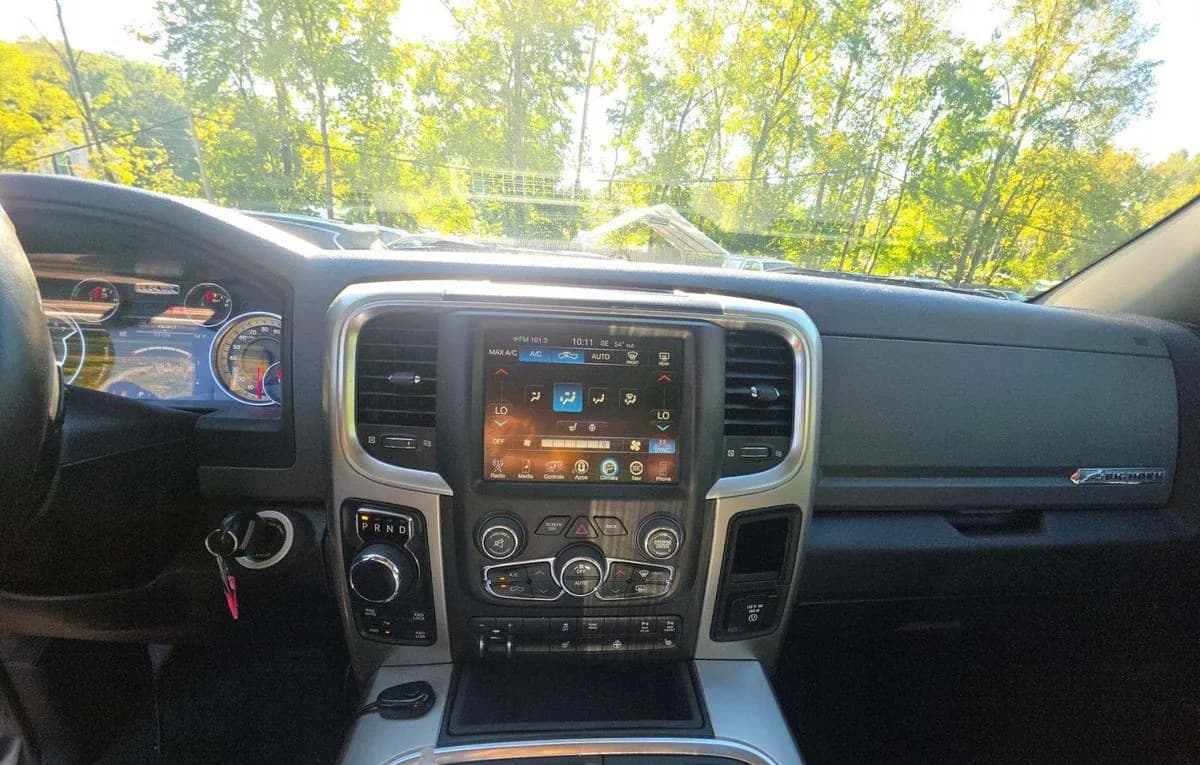 2017 RAM 1500 BIG HORN CREW CAB MEDIUM BED 7