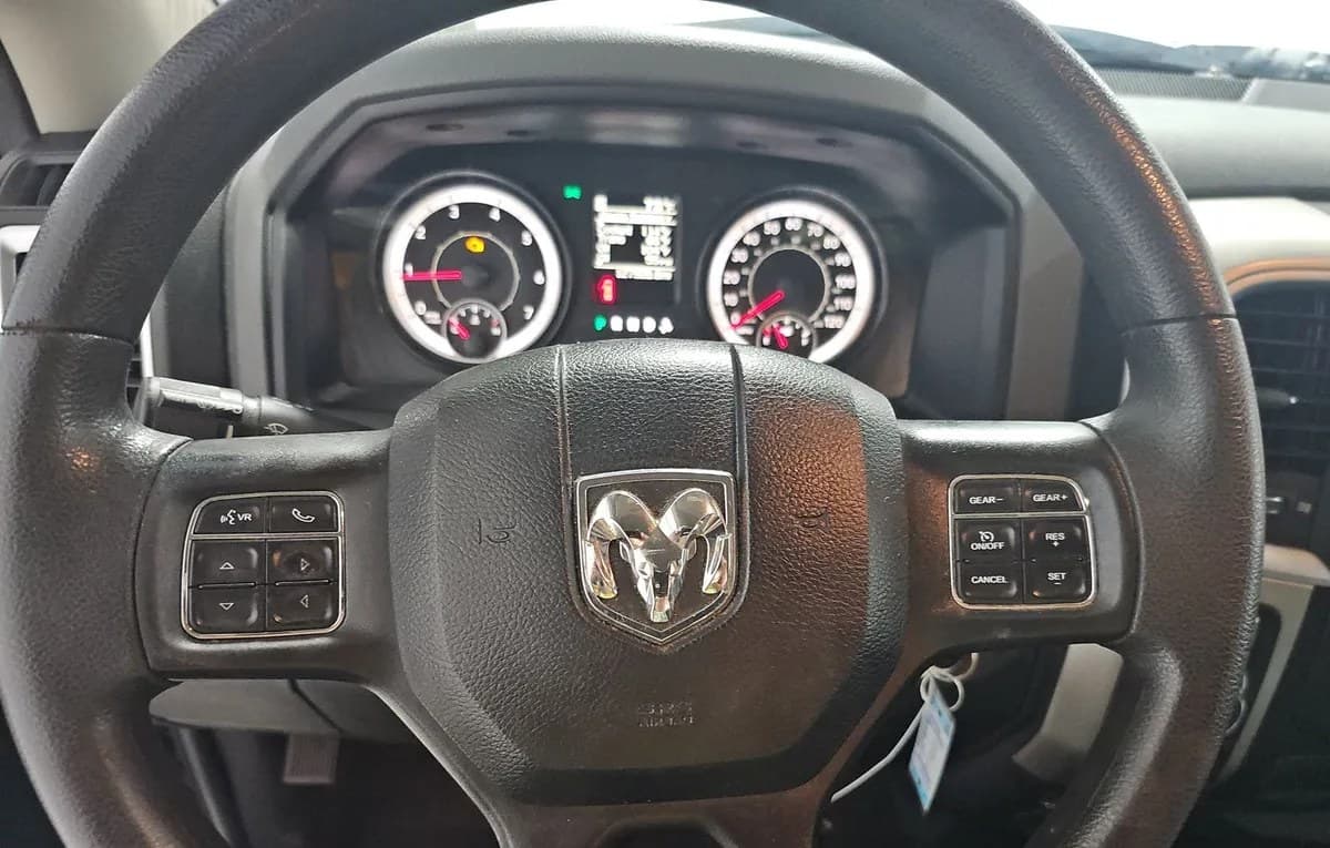 2019 RAM 1500 CLASSIC SLT CREW CAB MEDIUM BED 7
