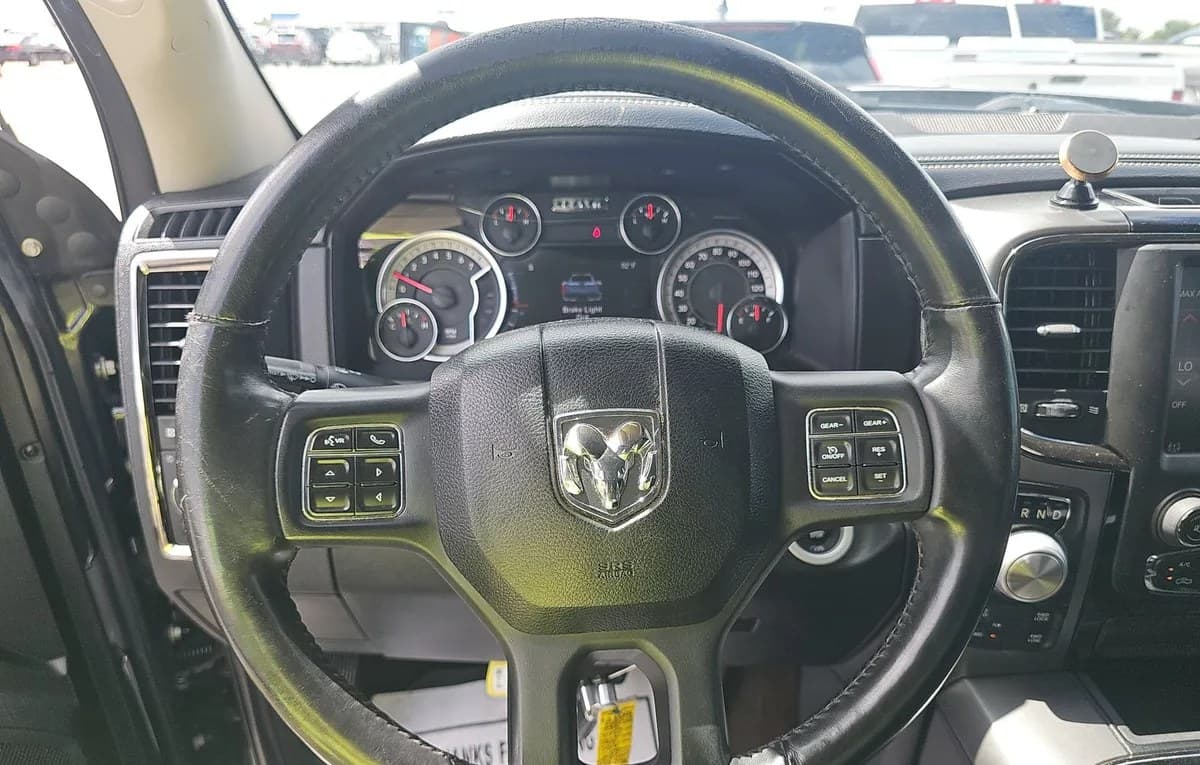 2017 RAM 1500 SPORT CREW CAB MEDIUM BED 7