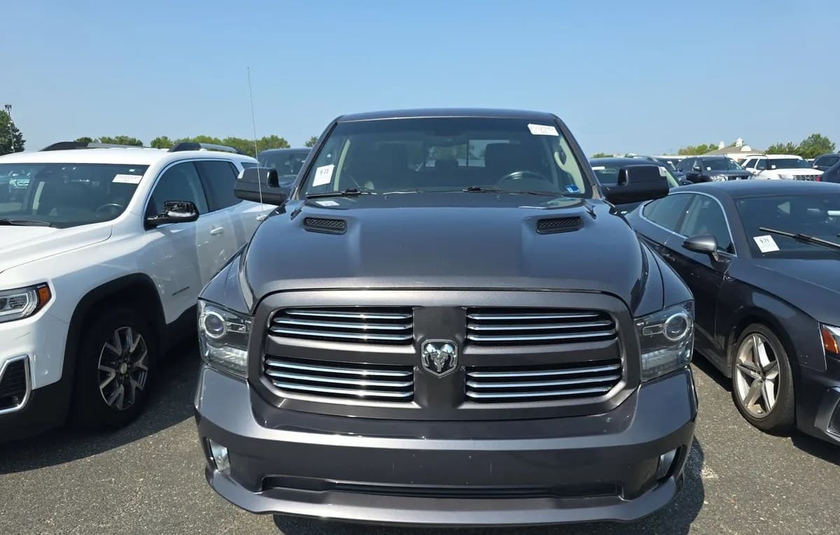 2017 RAM 1500 SPORT CREW CAB MEDIUM BED 3