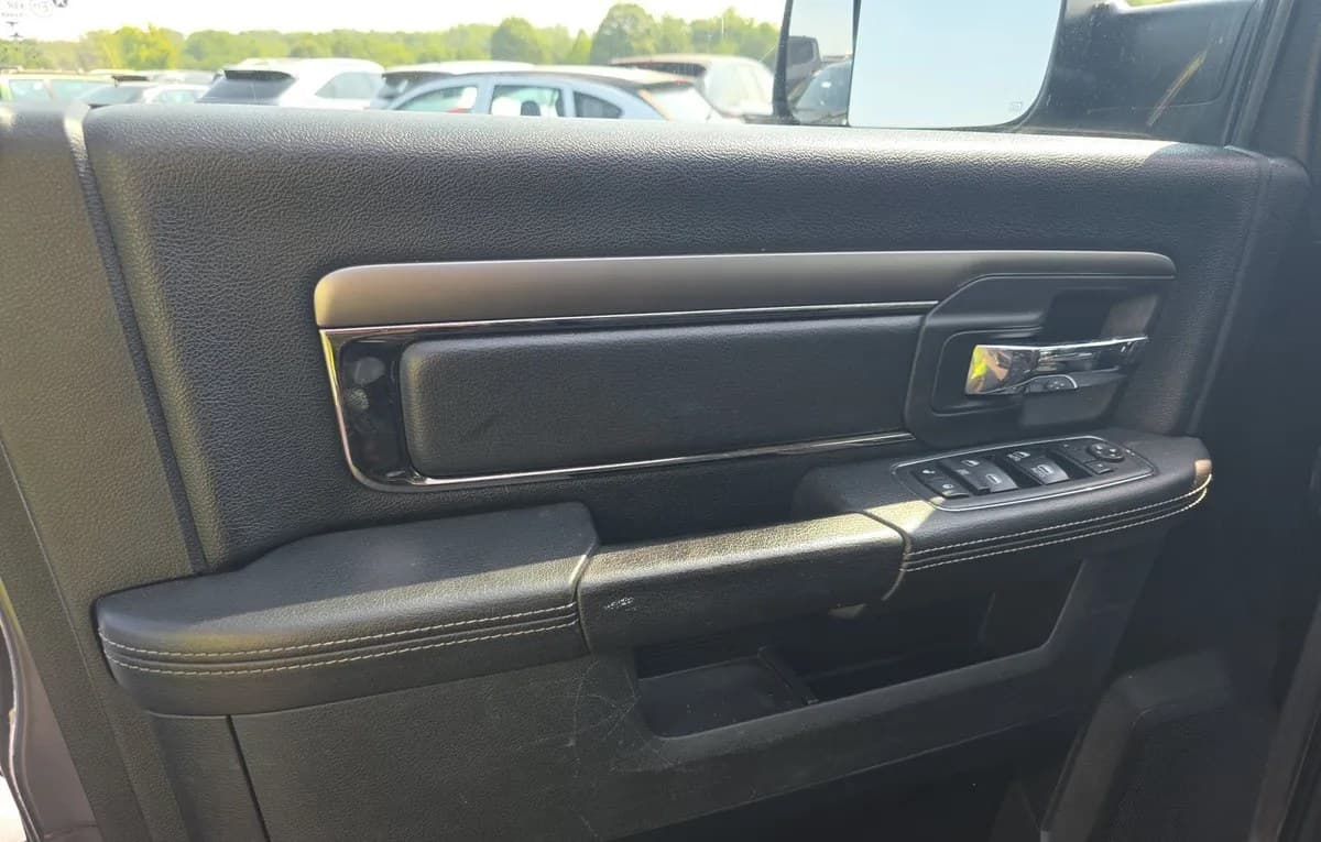 2017 RAM 1500 SPORT CREW CAB MEDIUM BED 6