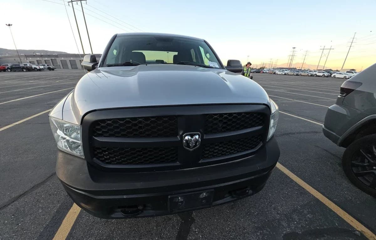 2021 RAM 1500 CLASSIC SPECIAL SERVICE CREW CAB SHORT BED 3