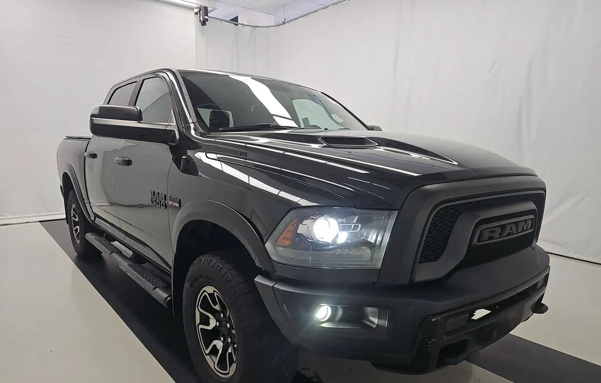 2017 RAM 1500 REBEL CREW CAB SHORT BED 4