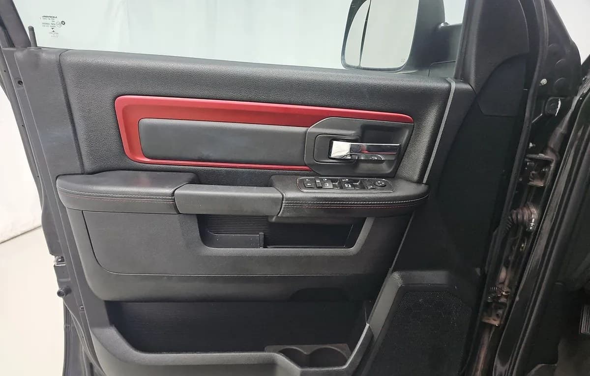 2017 RAM 1500 REBEL CREW CAB SHORT BED 6