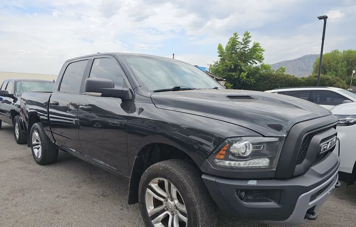 2017 RAM 1500 REBEL CREW CAB SHORT BED 4