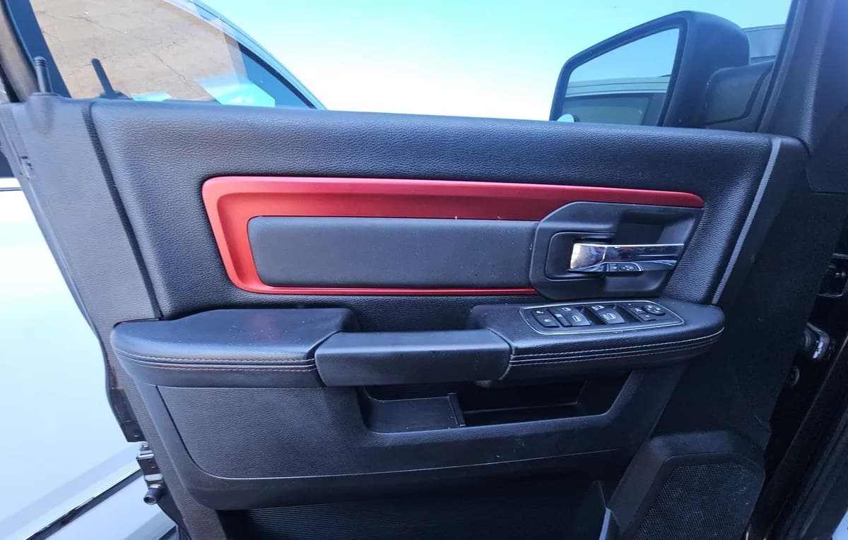 2017 RAM 1500 REBEL CREW CAB SHORT BED 6