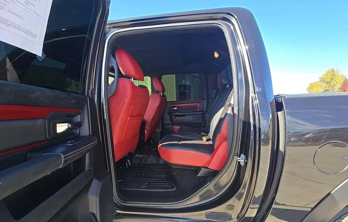 2017 RAM 1500 REBEL CREW CAB SHORT BED 7