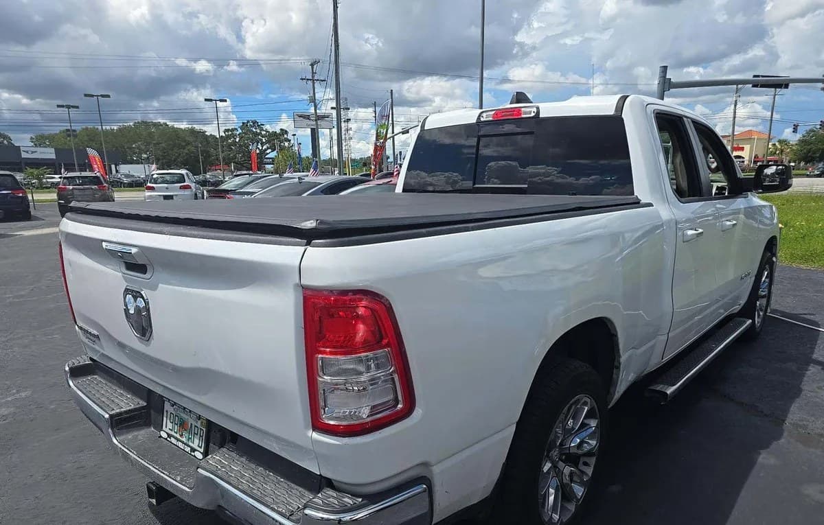 2020 RAM 1500 BIG HORN EXTENDED CAB MEDIUM BED 4