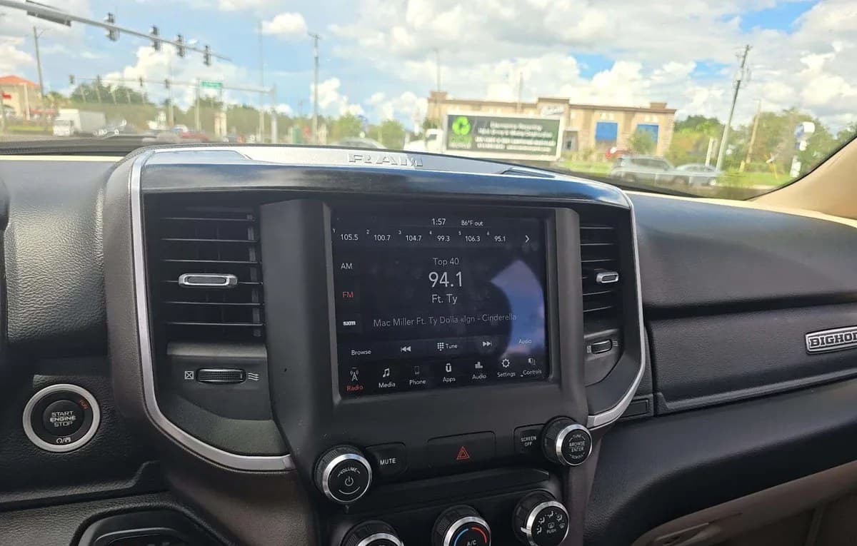 2020 RAM 1500 BIG HORN EXTENDED CAB MEDIUM BED 7
