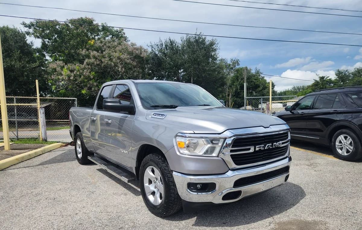 2019 RAM 1500 BIG HORN/LONE STAR EXTENDED CAB MEDIUM BED 4