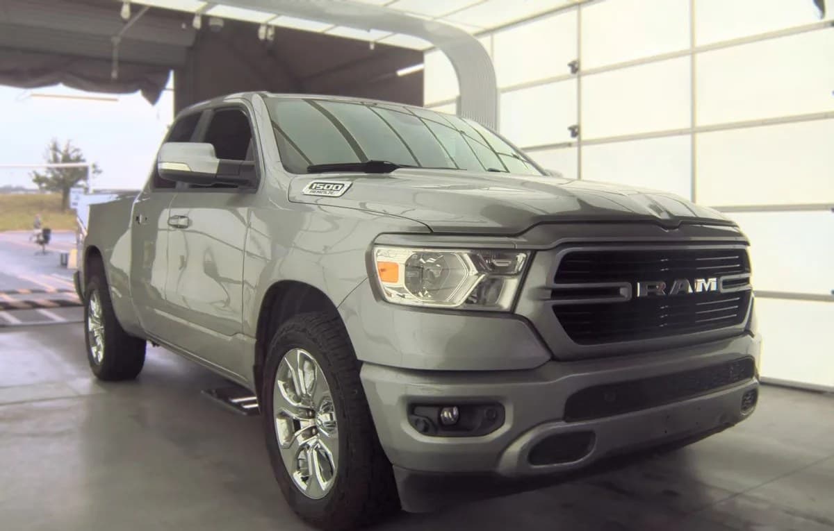 2020 RAM 1500 BIG HORN EXTENDED CAB MEDIUM BED 4