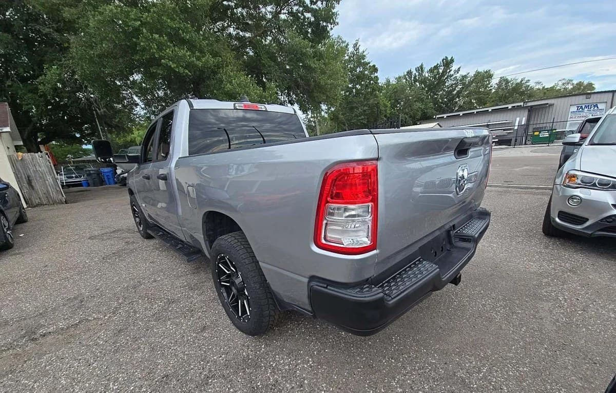 2019 RAM 1500 TRADESMAN EXTENDED CAB MEDIUM BED 3