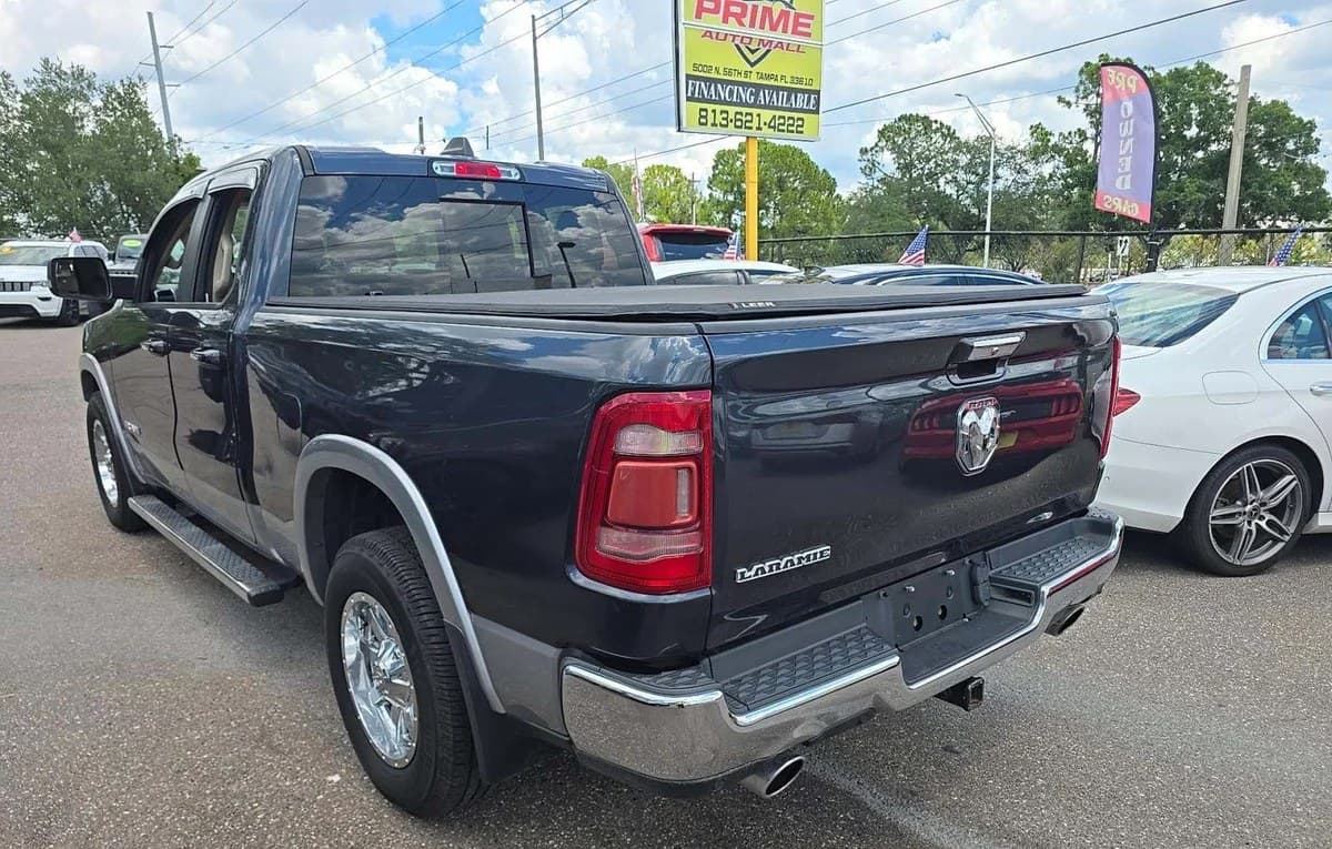 2020 RAM 1500 LARAMIE EXTENDED CAB MEDIUM BED 3