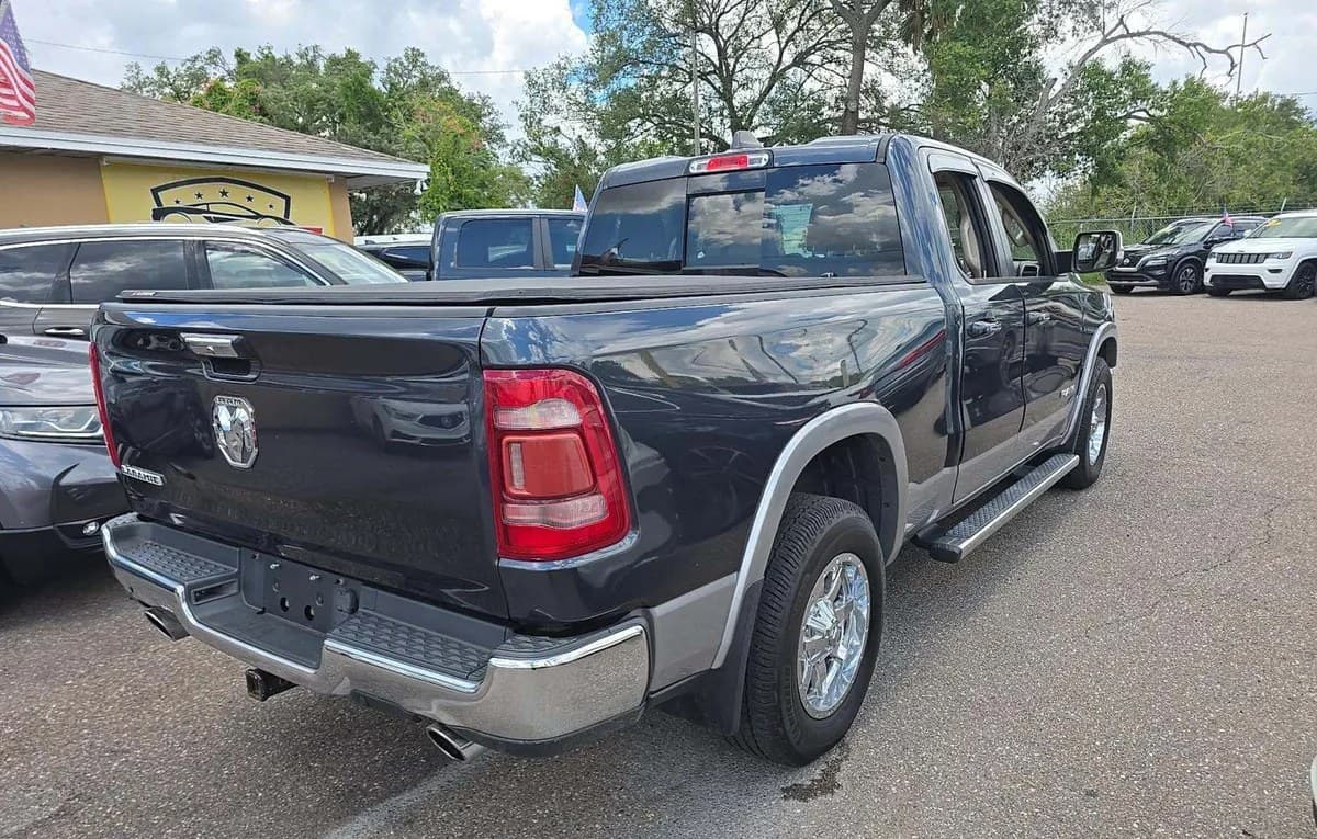 2020 RAM 1500 LARAMIE EXTENDED CAB MEDIUM BED 4