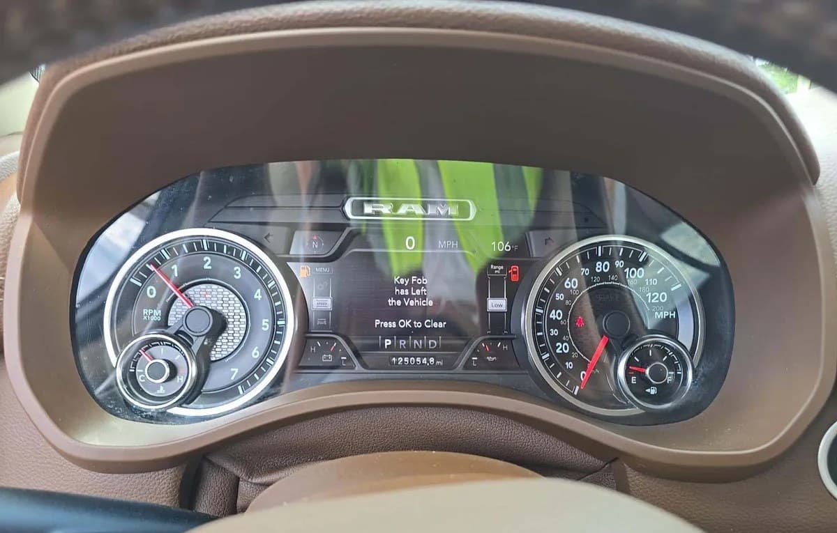 2020 RAM 1500 LARAMIE EXTENDED CAB MEDIUM BED 6