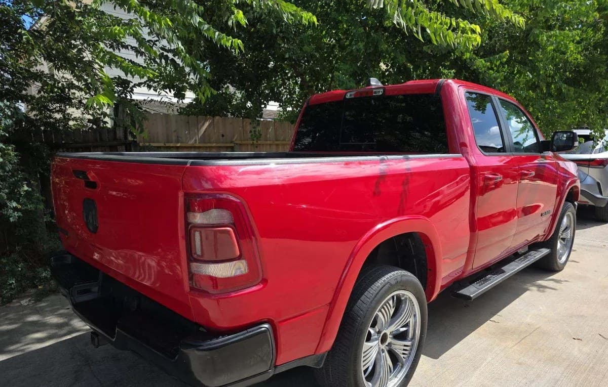 2020 RAM 1500 LARAMIE EXTENDED CAB MEDIUM BED 4