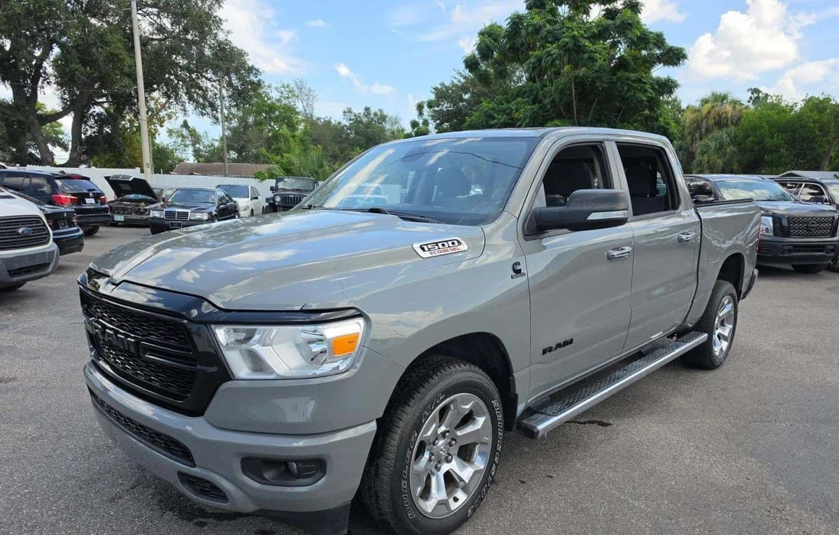 2020 RAM 1500 BIG HORN CREW CAB SHORT BED 2