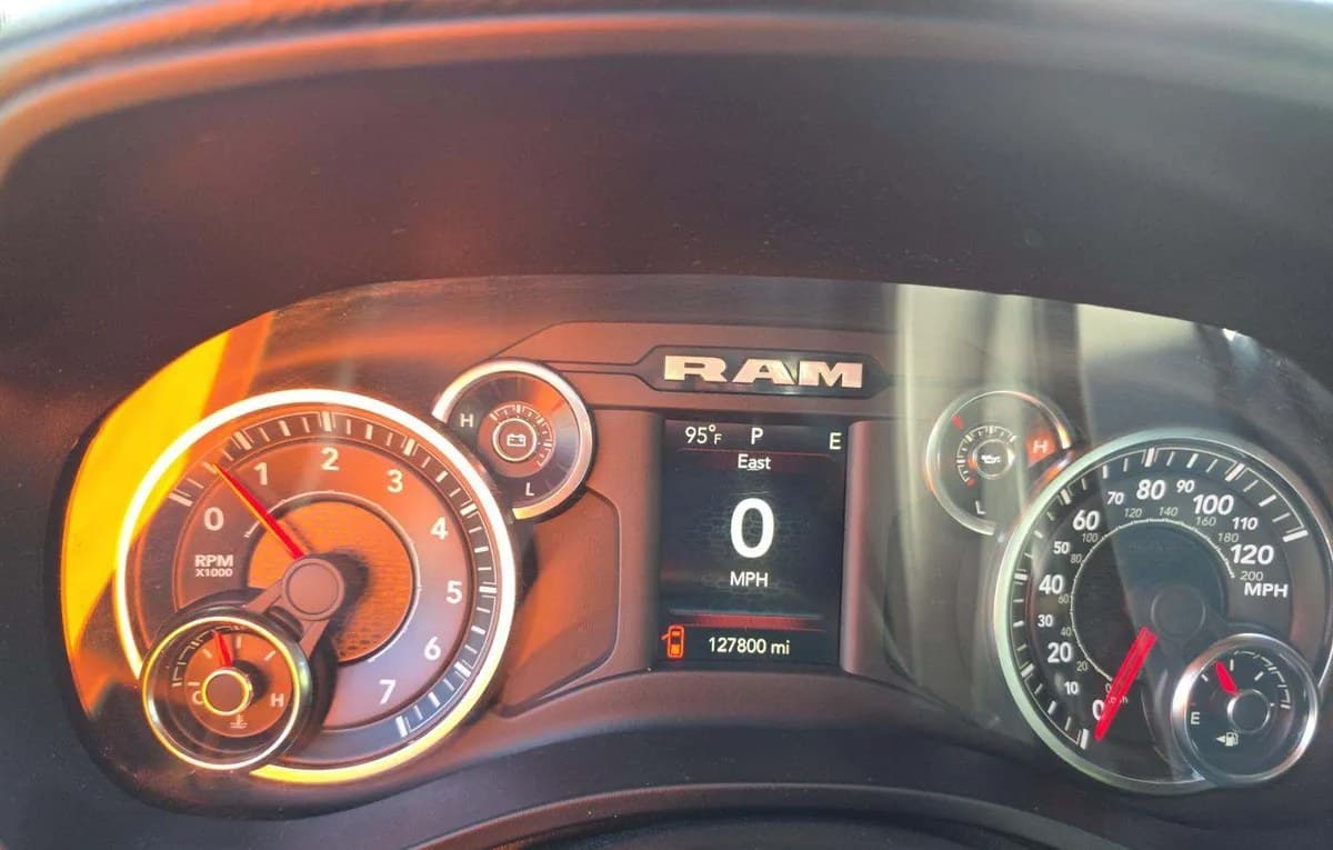 2021 RAM 1500 BIG HORN EXTENDED CAB MEDIUM BED 6