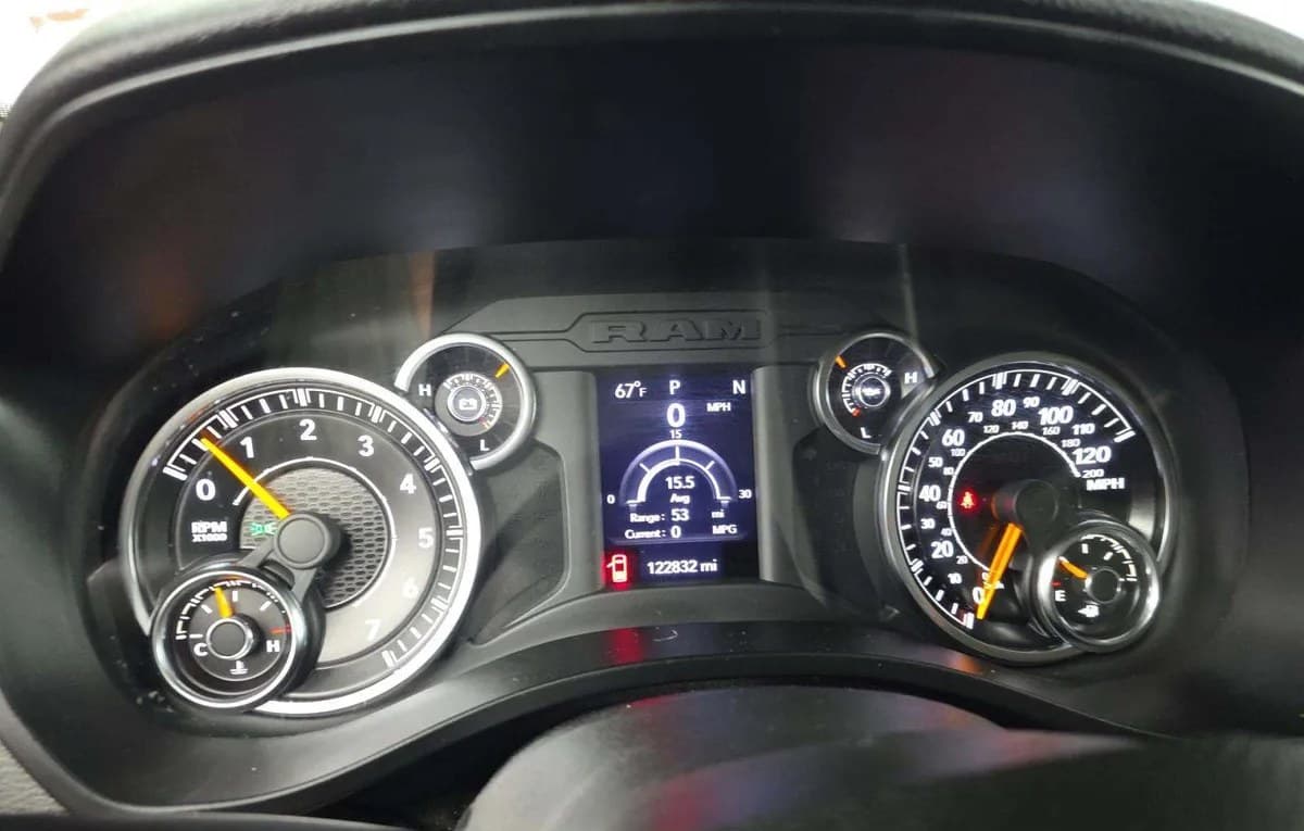 2020 RAM 1500 BIG HORN EXTENDED CAB MEDIUM BED 6