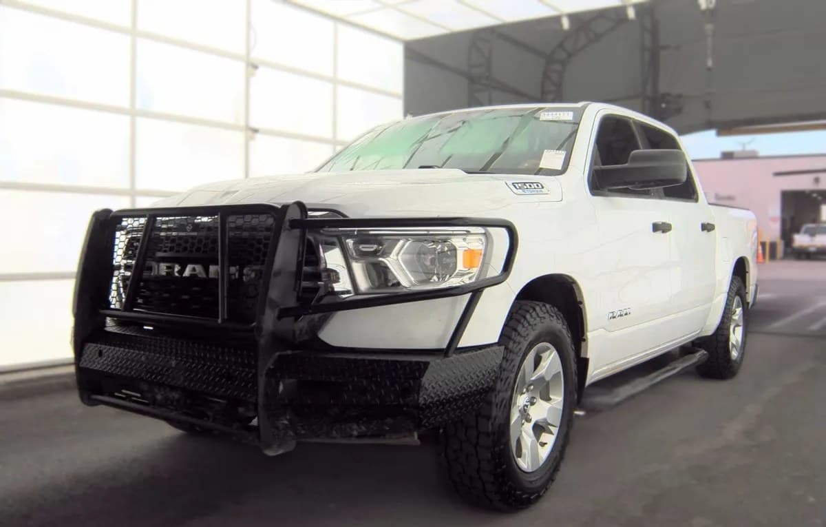 2024 RAM 1500 LONE STAR CREW CAB SHORT BED 2