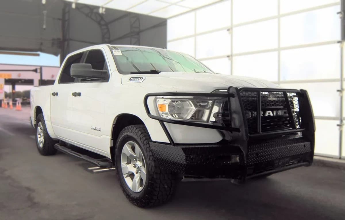 2024 RAM 1500 LONE STAR CREW CAB SHORT BED 4