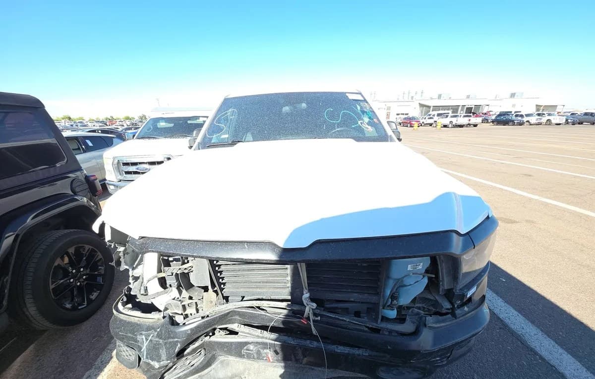 2023 RAM 1500 TRADESMAN EXTENDED CAB MEDIUM BED 3