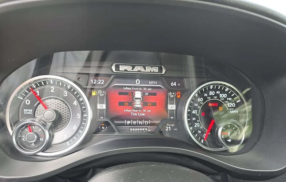 2022 RAM 1500 BIG HORN EXTENDED CAB MEDIUM BED 6
