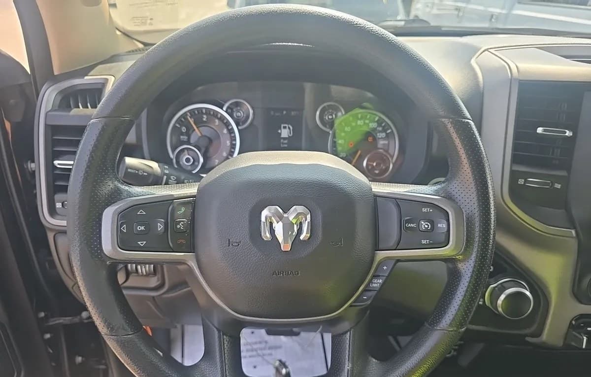 2019 RAM 1500 TRADESMAN EXTENDED CAB MEDIUM BED 7