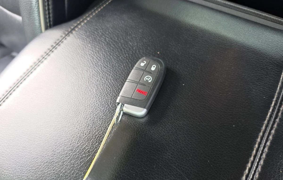 2019 RAM 1500 LARAMIE EXTENDED CAB MEDIUM BED 5