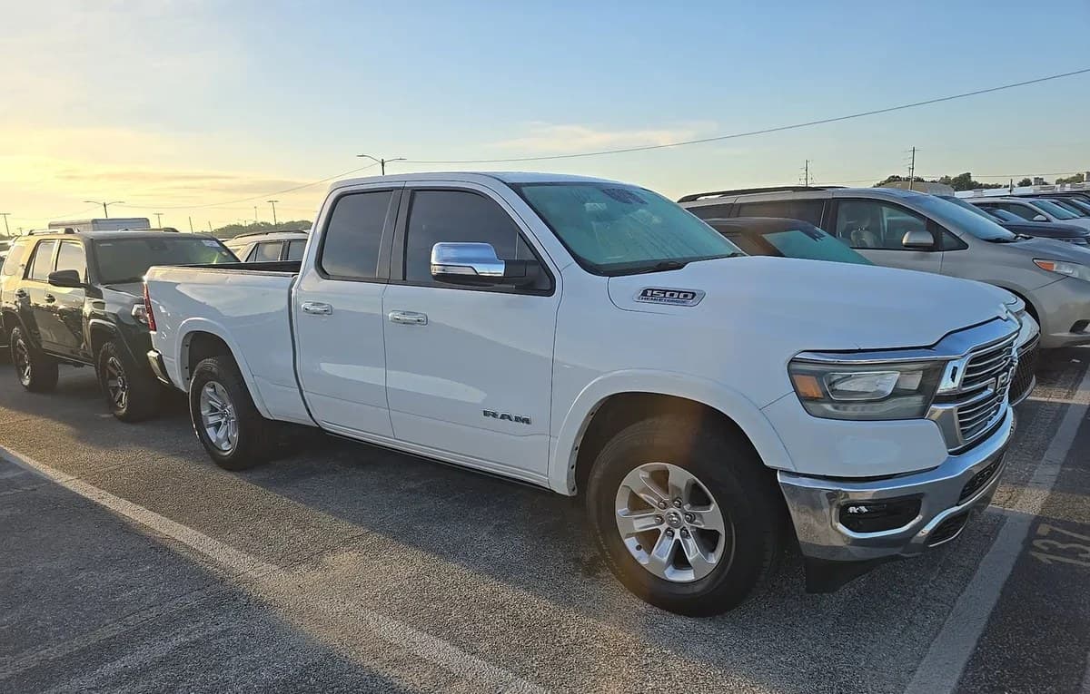 2021 RAM 1500 LARAMIE EXTENDED CAB MEDIUM BED 4