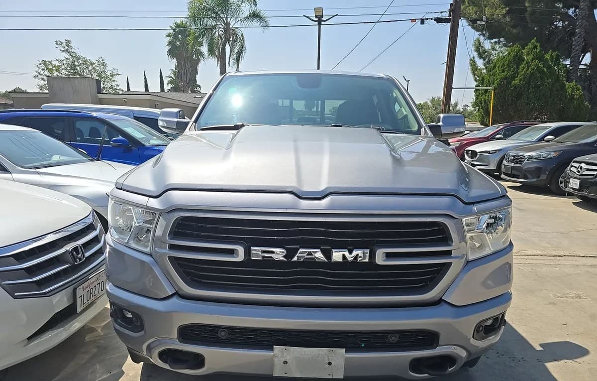 2020 RAM 1500 BIG HORN CREW CAB SHORT BED 3